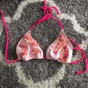 Flowered pink bikini top